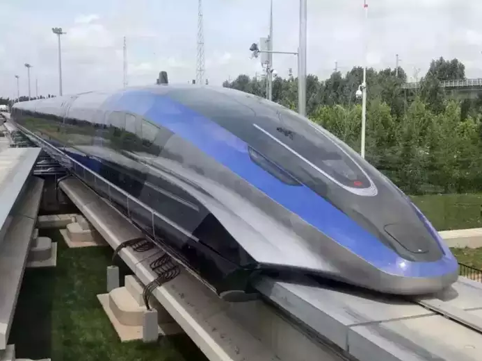 maglev train sets new speed record